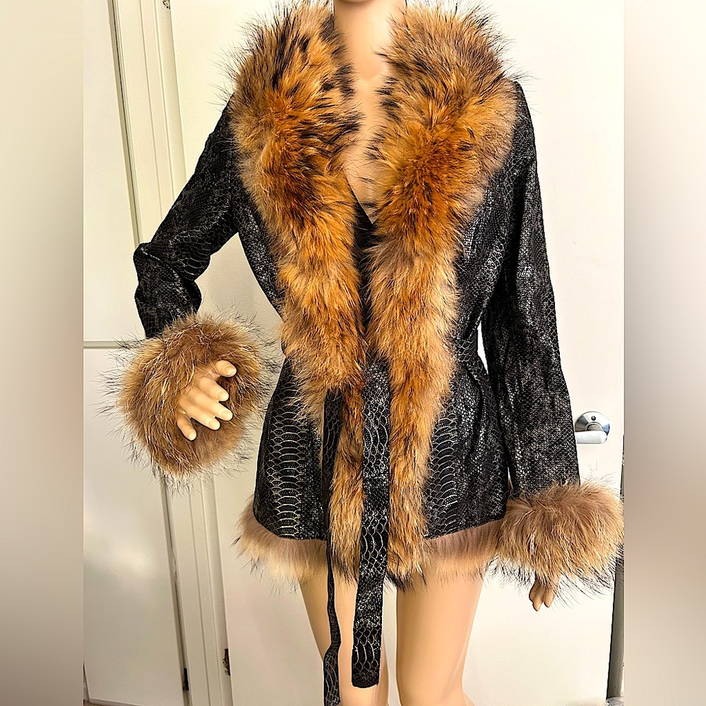 ✨NWOT✨ CACHE Absolutely Stunning Snake Leather Jacket with Fur Trim - Size 4
